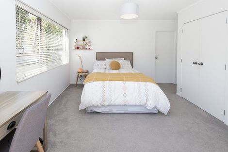 Photo of property in 24b Bucklands Beach Road, Bucklands Beach, Auckland, 2012