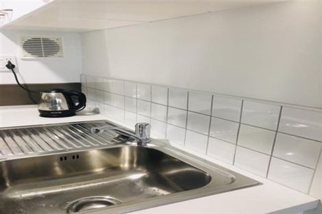 Photo of property in 209a Sturges Road, Henderson, Auckland, 0612