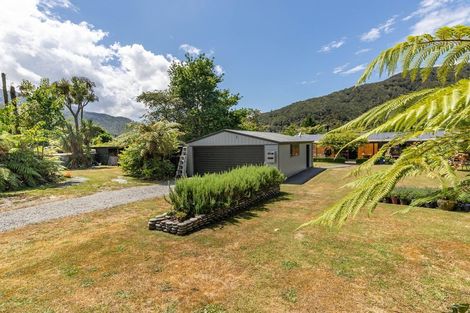 Photo of property in 725 Taylorville Road, Taylorville, Greymouth, 7805