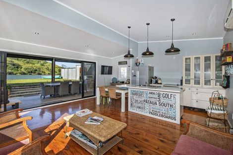 Photo of property in 858 Pataua South Road, Pataua South, Onerahi, 0192