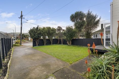 Photo of property in 44 Athlone Crescent, Avalon, Lower Hutt, 5011