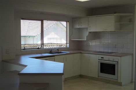 Photo of property in 57 Palmcrest Grove, Highland Park, Auckland, 2010