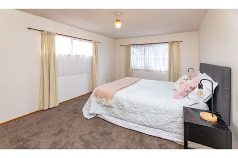 Photo of property in 9 Elsom Lane, Avonhead, Christchurch, 8042
