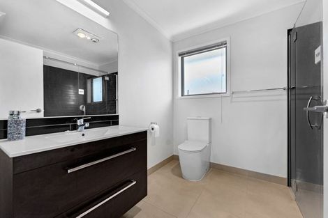 Photo of property in 36 Harriet Johnston Drive, Pokeno, 2402