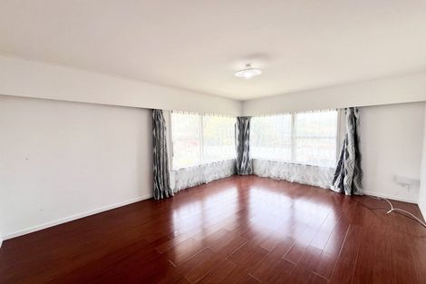 Photo of property in 2/8 Manuka Road, Glenfield, Auckland, 0629