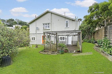 Photo of property in 3/16 Balfour Street, Mornington, Wellington, 6021
