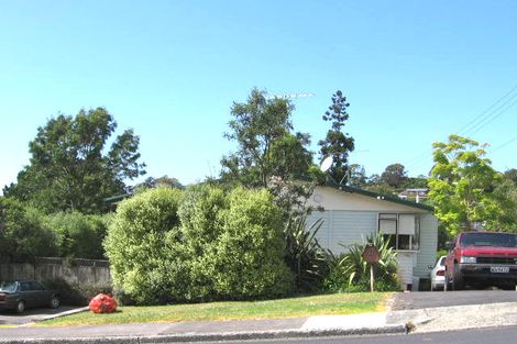 Photo of property in 11 Finchley Road, Torbay, Auckland, 0632