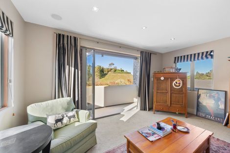 Photo of property in 12 Lakeview Terrace, Taradale, Napier, 4112