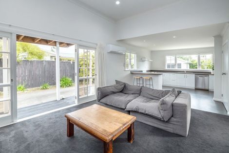 Photo of property in 10 Philip Street, Carterton, 5713