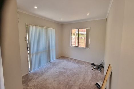 Photo of property in 5 Lamia Place, The Gardens, Auckland, 2105