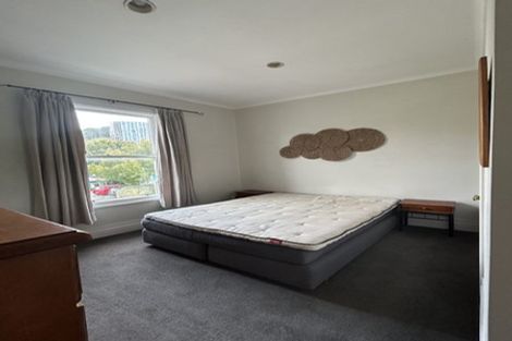 Photo of property in 1/10 Hobson Crescent, Thorndon, Wellington, 6011