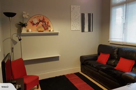 Photo of property in Devonport Apartments, 23/127 Saint Aubyn Street, New Plymouth, 4310