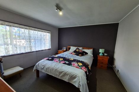 Photo of property in 1/103 Carlisle Road, Torbay, Auckland, 0632
