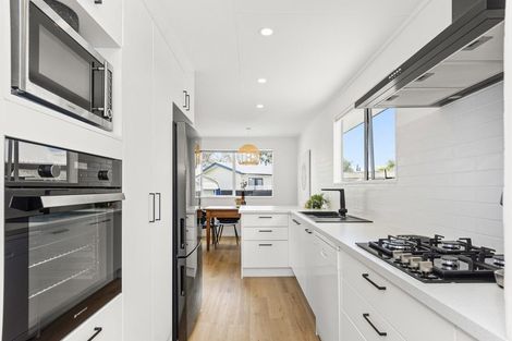 Photo of property in 35c Hartford Avenue, Papamoa Beach, Papamoa, 3118