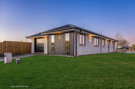 Photo of property in 2 Waituna Street, Pegasus, 7612