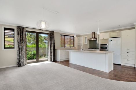 Photo of property in 1 Tarn Close, Pyes Pa, Tauranga, 3112