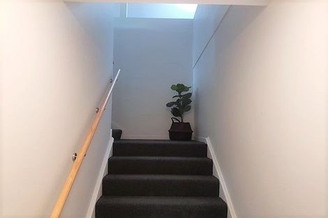 Photo of property in 3 Oak Avenue, Paremata, Porirua, 5024