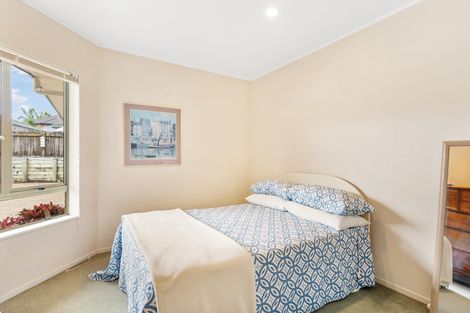 Photo of property in 2/3 Inagh Close, Dannemora, Auckland, 2016