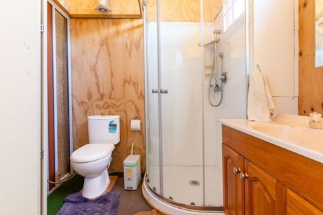 Photo of property in 1 Richardson Street, Woodville, 4920