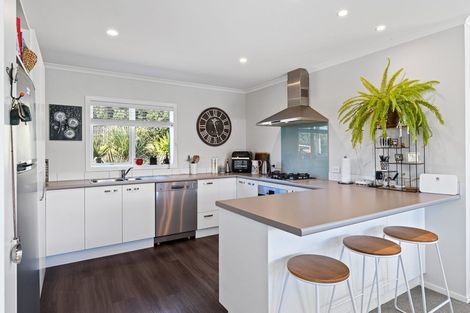 Photo of property in 5 Mack Street, Foxton Beach, Foxton, 4815