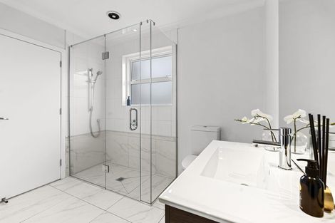 Photo of property in 293a Carrington Street, Vogeltown, New Plymouth, 4310