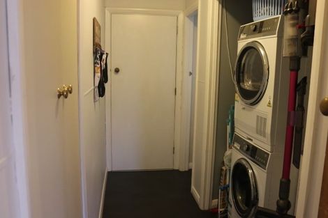 Photo of property in 30 Churchill Avenue, Hokowhitu, Palmerston North, 4410