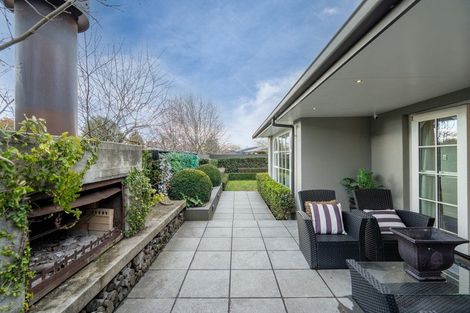 Photo of property in 26 Grahams Road, Ilam, Christchurch, 8041