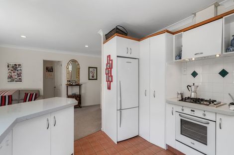 Photo of property in 26 Little John Drive, Bellevue, Tauranga, 3110