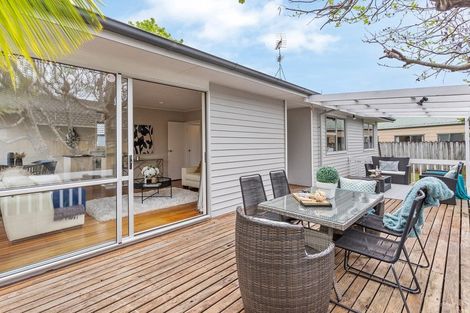 Photo of property in 1/7 Studfall Street, Pakuranga Heights, Auckland, 2010