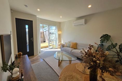 Photo of property in 5 Mcgrath Way, Taita, Lower Hutt, 5011