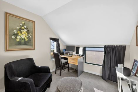 Photo of property in 79 Holly Road, St Albans, Christchurch, 8014