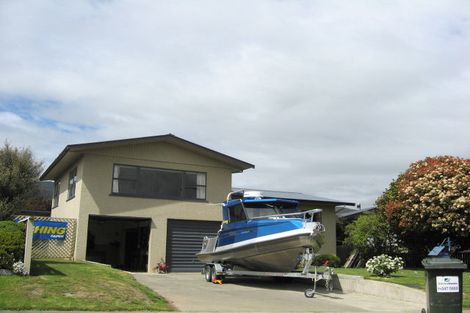 Photo of property in 26 Keats Crescent, Stoke, Nelson, 7011