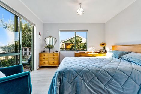 Photo of property in 81 One Tree Point Road, One Tree Point, 0118