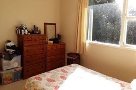 Photo of property in 38-40 Richmond Avenue, Karori, Wellington, 6012