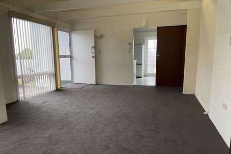 Photo of property in 3/20 Selwyn Road, Cockle Bay, Auckland, 2014