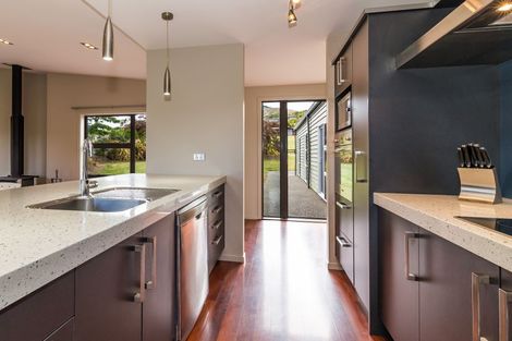 Photo of property in 52 Kenrigg Road, Kinloch, Taupo, 3377