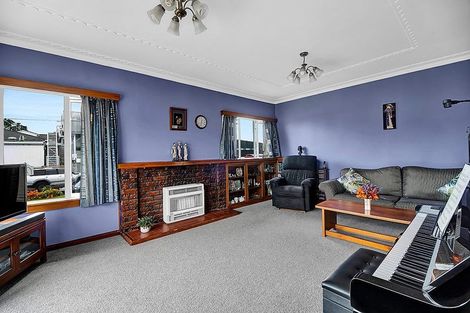 Photo of property in 69 Young Street, New Plymouth, 4310