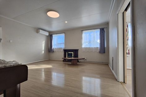 Photo of property in 50 Earlsworth Road, Mangere East, Auckland, 2024