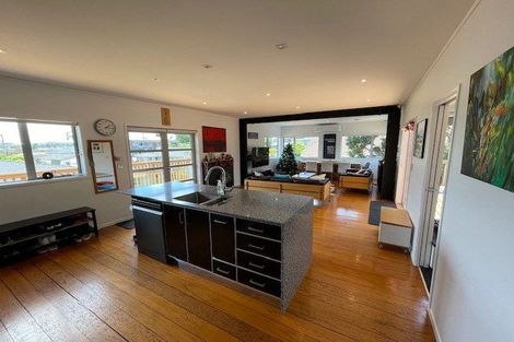 Photo of property in 20 Bracken Avenue, Takapuna, Auckland, 0622