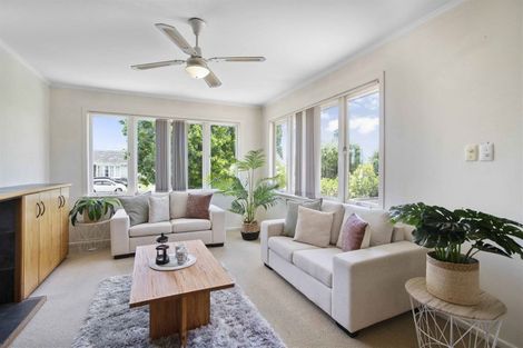 Photo of property in 7 Pandora Place, Pakuranga, Auckland, 2010