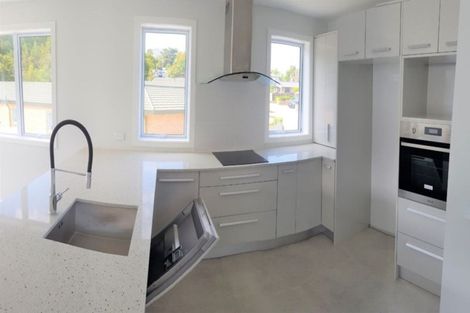 Photo of property in 12b Relko Crescent, Torbay, Auckland, 0630