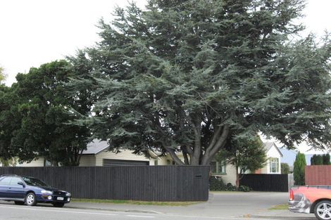 Photo of property in 100 Main South Road, Sockburn, Christchurch, 8042