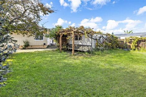 Photo of property in 140 Russell Road, Manurewa, Auckland, 2102