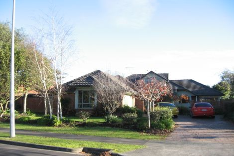 Photo of property in 8 Linicro Place, Wattle Downs, Auckland, 2103