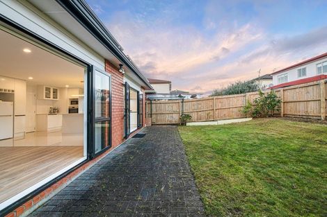 Photo of property in 3 Magnolia Place, Flat Bush, Auckland, 2016