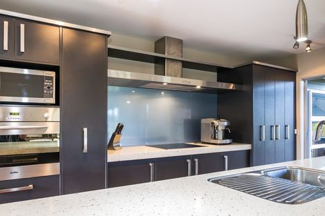 Photo of property in 52 Kenrigg Road, Kinloch, Taupo, 3377