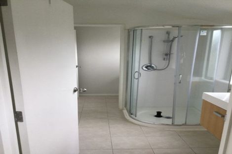 Photo of property in 142 Ilam Road, Ilam, Christchurch, 8041