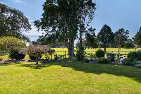 Photo of property in 13 Berwick Place, Mount Maunganui, 3116