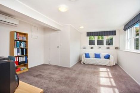 Photo of property in 48 Queenstown Road, Onehunga, Auckland, 1061