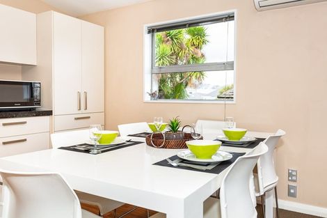 Photo of property in 8c Broadbent Street, Riccarton, Christchurch, 8041